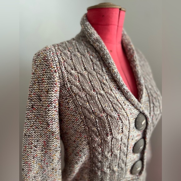 Pure Handknit Cardigan (XS/S) - Picture 4 of 7